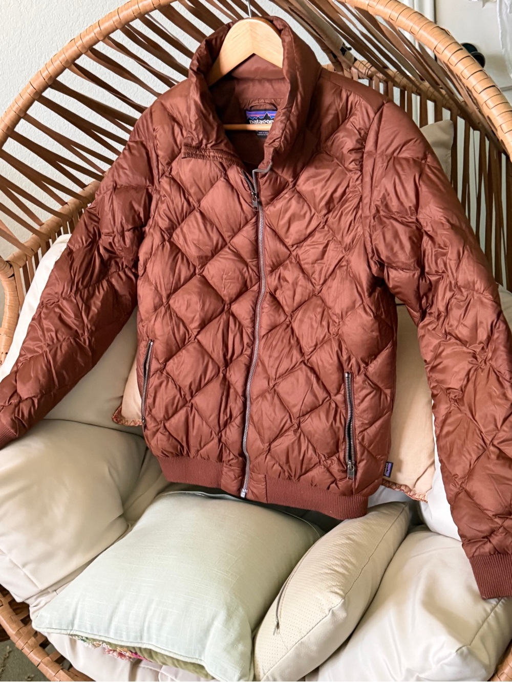 Patagonia Women’s Prow Bomber Jacket – Moccasin Brown – Size Medium – EUC - Picture 4 of 14
